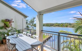 Sunrise Cove- 2Br Waterfront Apartment By Uholiday